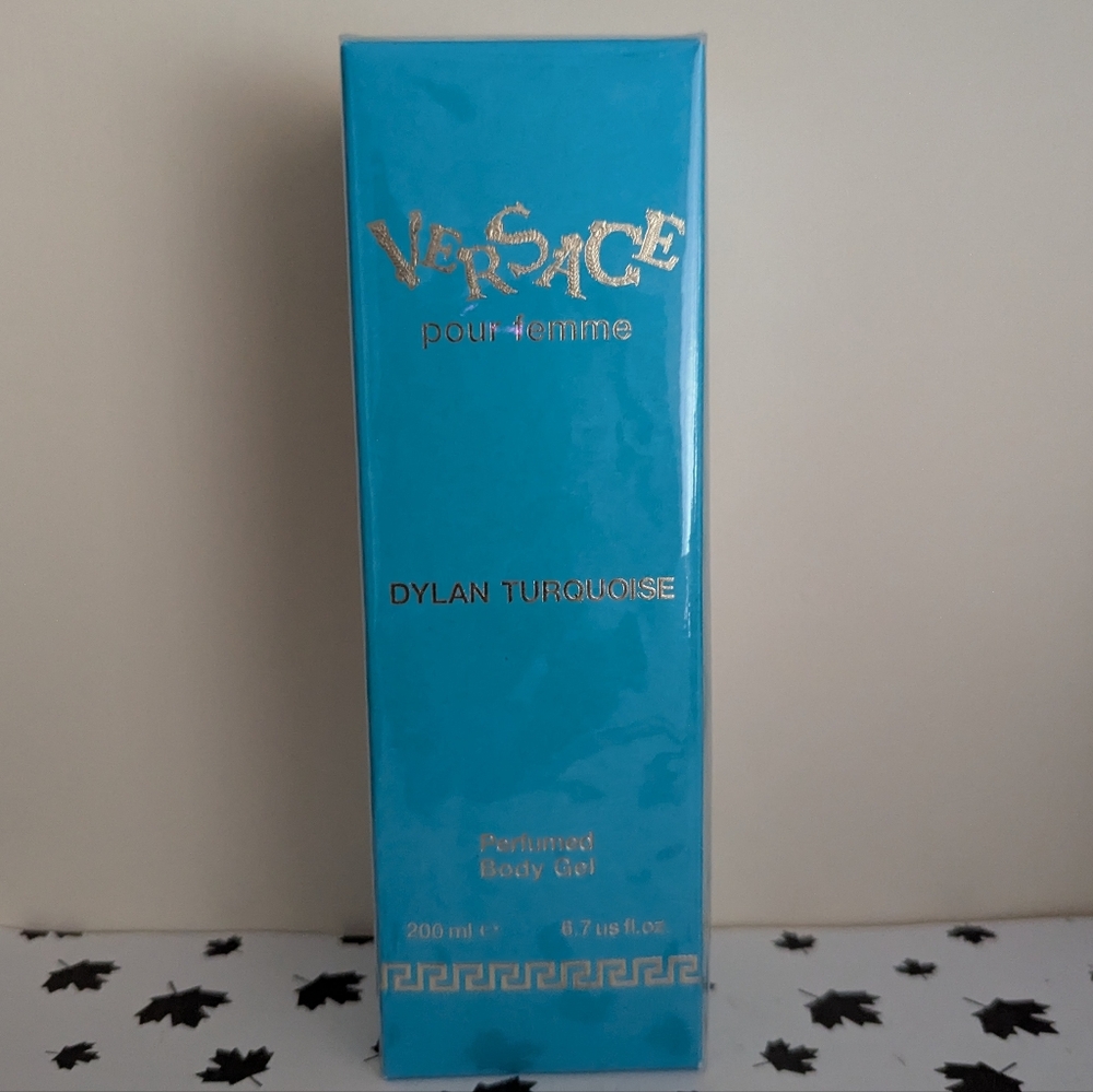 Versace Dylan Turquoise Perfumed Body Gel (Lotion)